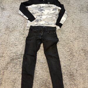 Hollister Black Men Jeans with Hollister hoodie size large